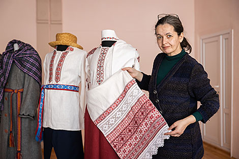 Belarus' traditional outfit