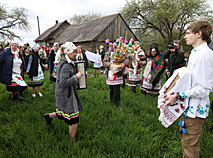 Обряд "Юраўскі карагод" провели в Житковичском районе