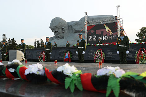 Ceremony of laying wreaths in Brest Hero Fortress