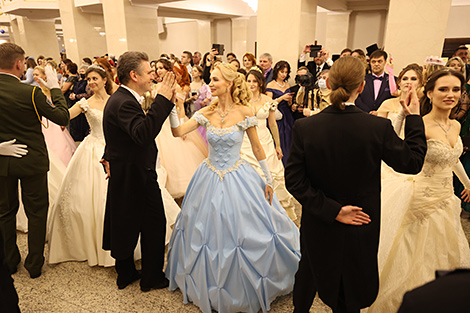 New Year's ball in Bolshoi Theater