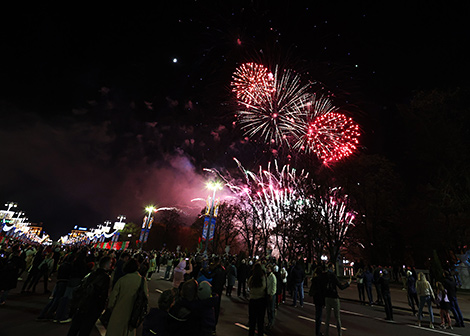 Victory Day celebration in Minsk wrapped up with fireworks