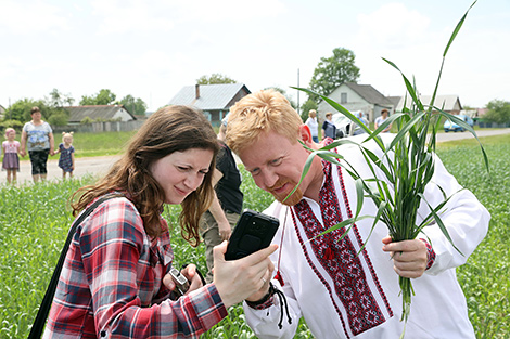 Folk harvest rite in Vetka District