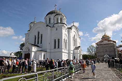 Божественная литургия в Полоцком Спасо-Евфросиниевском монастыре