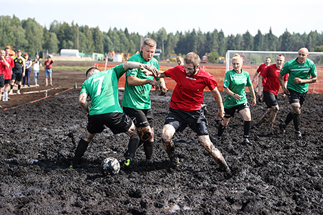 Peat football tournament in the Pukhovichi District