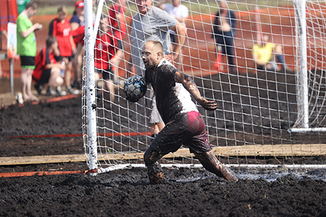 Peat football tournament in the Pukhovichi District