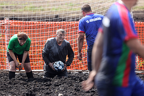 Peat football tournament in the Pukhovichi District