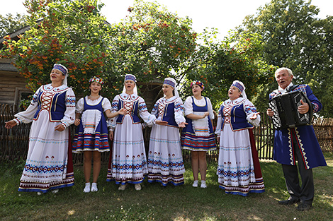 Театральная зарисовка встречи Купалы и Коласа