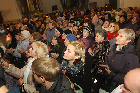 Holy Trinity altar was unveiled to the public in St. Xavier Cathedral after restoration 