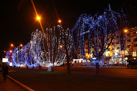 Огни большого города: новогодняя иллюминация в Минске