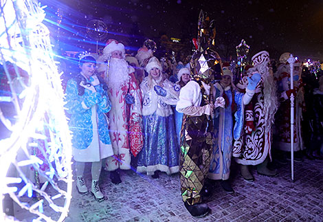 Father Frost and Snow Maiden Parade in Grodno