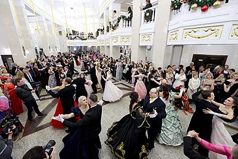 Новогодний бал в Большом театре Беларуси