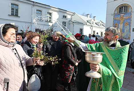 Праваслаўныя вернікі ў Віцебску святкуюць Вербную нядзелю 