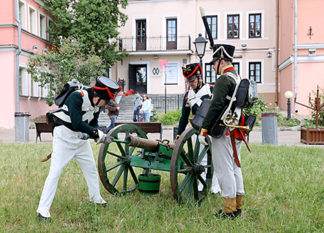 Реконструкция событий Отечественной войны 1812 года в Минске