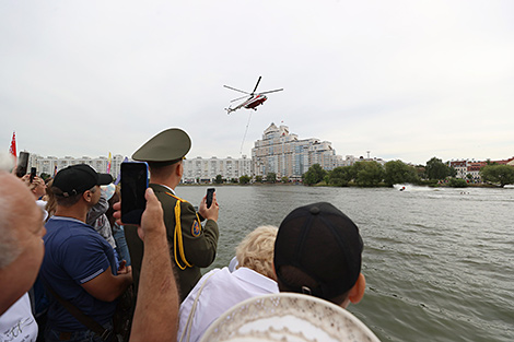 Празднование Дня пожарной службы в Минске 