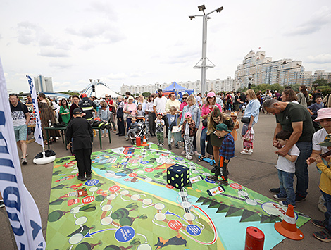 Празднование Дня пожарной службы в Минске 