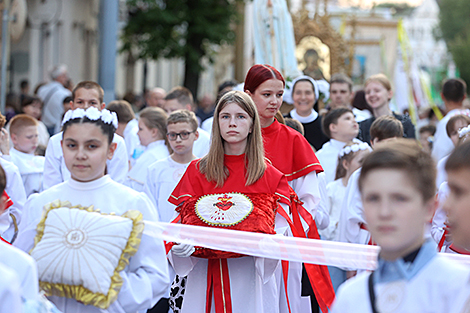 Крестный ход в праздник Тела и Крови Христовых в Гродно