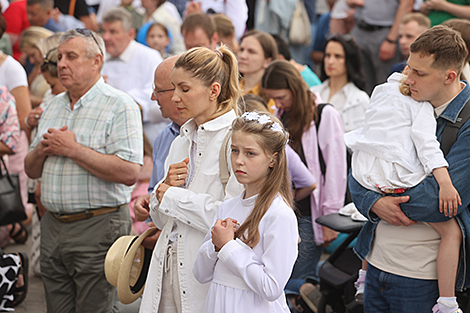 Крестный ход в праздник Тела и Крови Христовых в Гродно