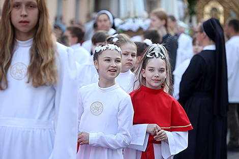 Крестный ход в праздник Тела и Крови Христовых в Гродно