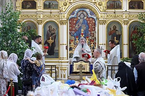 Усебеларуская малітва ў Святадухаўскім кафедральным саборы Мінска