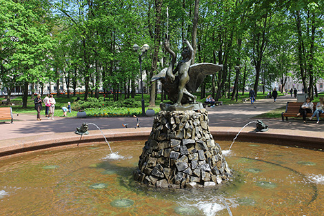 Fountain A Boy with a Swan in the Alexander Park 