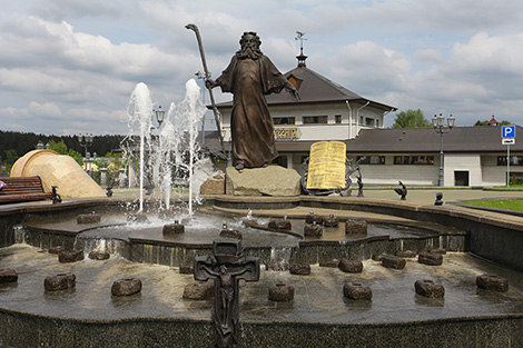 Fountain at the walls of All Saints Memorial Church in Minsk