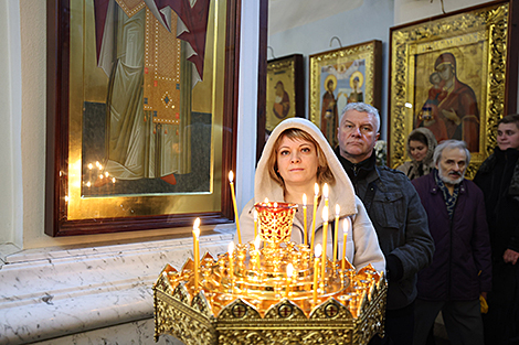 Торжественное богослужение в Свято-Духовом кафедральном соборе Минска