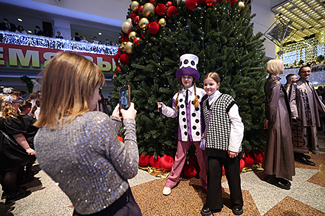 New Year's charity event for children in the Palace of the Republic