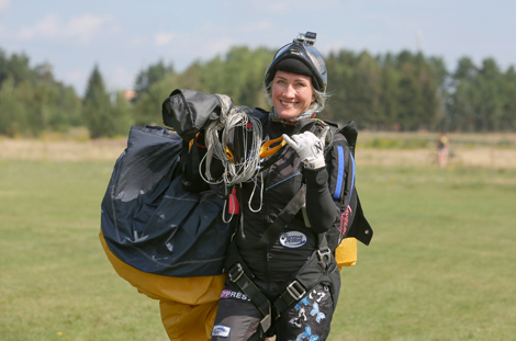 Belarus sets new national record in sky-jumping