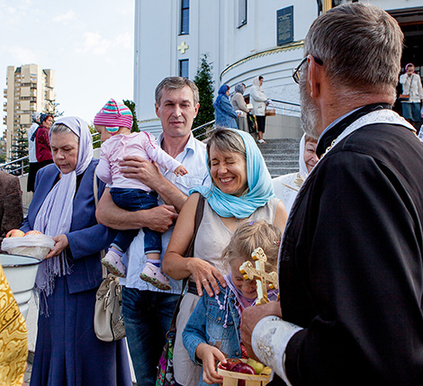 Savior of the Apple Feast Day in Holy Resurrection Cathedral in Brest 