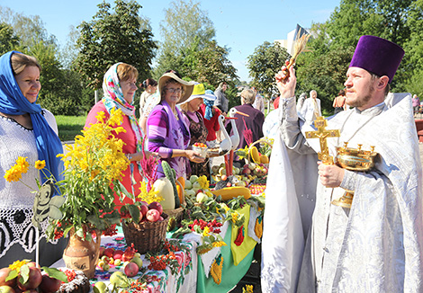 The feast of the Transfiguration (Savior of the Apple Feast Day) in the Church of the Intercession of the Mother of God in Polotsk