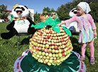 Fruit art objects in Polotsk