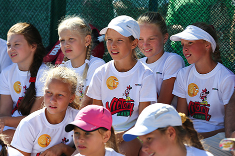 Azarenka's children tennis training camp in Minsk