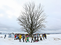 Belarus’ historical and cultural heritage: Pull the Kolyada Up the Oak folk rite