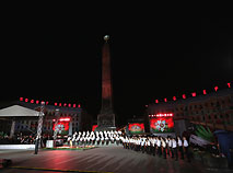 VICTORY DAY in the hero city of Minsk: A magnificent concert Victory Square 2017, an impressive 3D show about the war, and a festive salute in the very heart of the capital