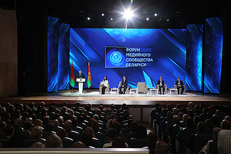 Lukashenko names seven steps to make Belarus’ mass media better