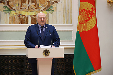 Lukashenko hosts President’s Security Service anniversary meeting