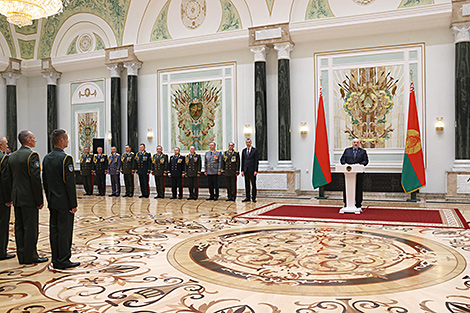 Lukashenko: Belarusians do not want war but will respond decidedly to any aggression