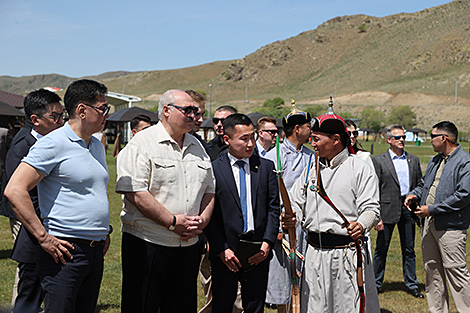 Lukashenko arrives at Mongolian culture center