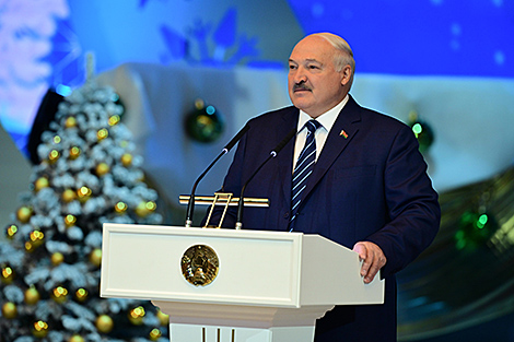 Lukashenko compares life with sailor's stripes, gives advice to children