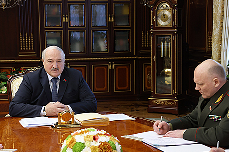 Lukashenko wants KGB to resolutely suppress foreign intelligence operations in Belarus