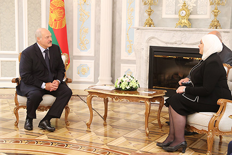 Lukashenko suggests working out recuperation program for Syrian kids in Belarus