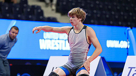 Belarusian wrestler Valeuski claims U17 Worlds champion title