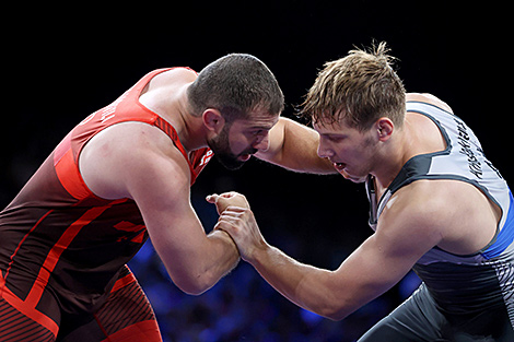 Olympics 2024: Belarusian wrestler Khaslakhanau through to quarterfinal