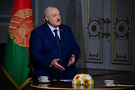 Lukashenko asked about his readiness to push ‘red button’