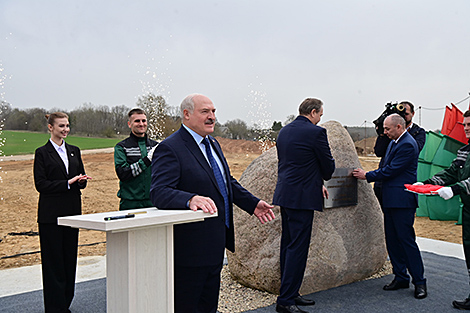 Lukashenko comments on idea behind hospital construction in Grodno