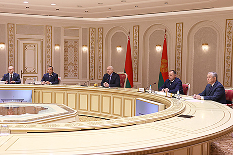 Lukashenko invites Russia’s Tomsk Oblast to cooperate with Belarus in high-tech sector