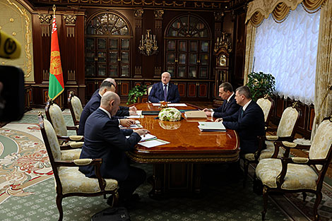 Lukashenko: Price regulation system will stay in place