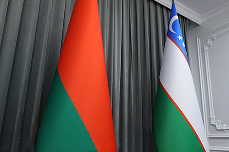 Lukashenko greets participants of Belarus-Uzbekistan women’s business forum