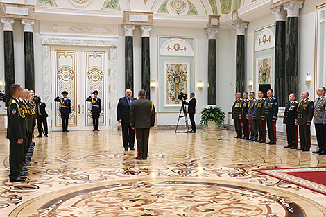 Lukashenko: Belarus does its best to stay out of military conflict