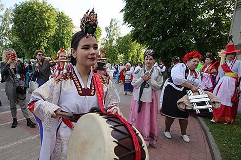 Аллея дружбы, красочное шествие и подворья. Фестиваль национальных культур пройдет в Гродно